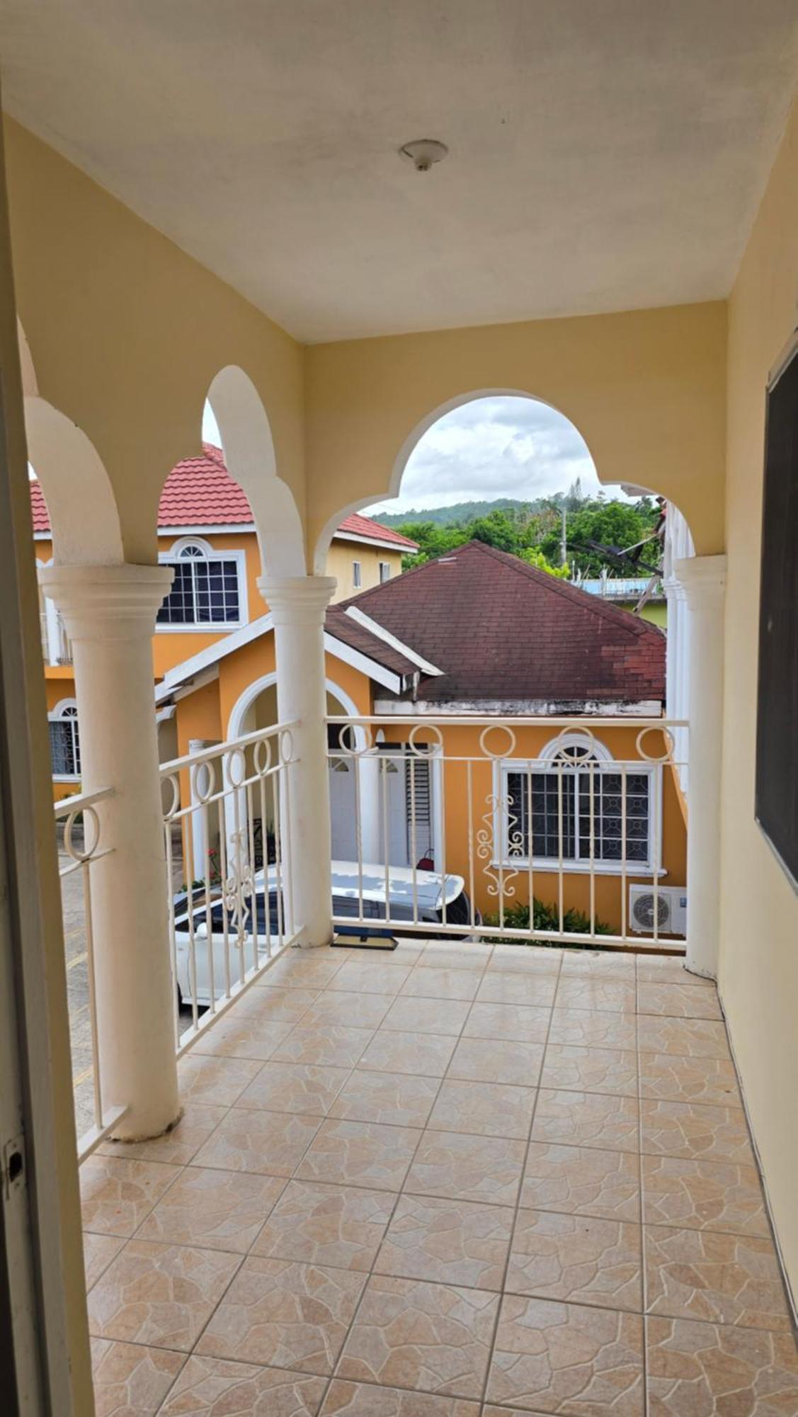 Wizzy Apartment White River Ocho Rios Bagian luar foto